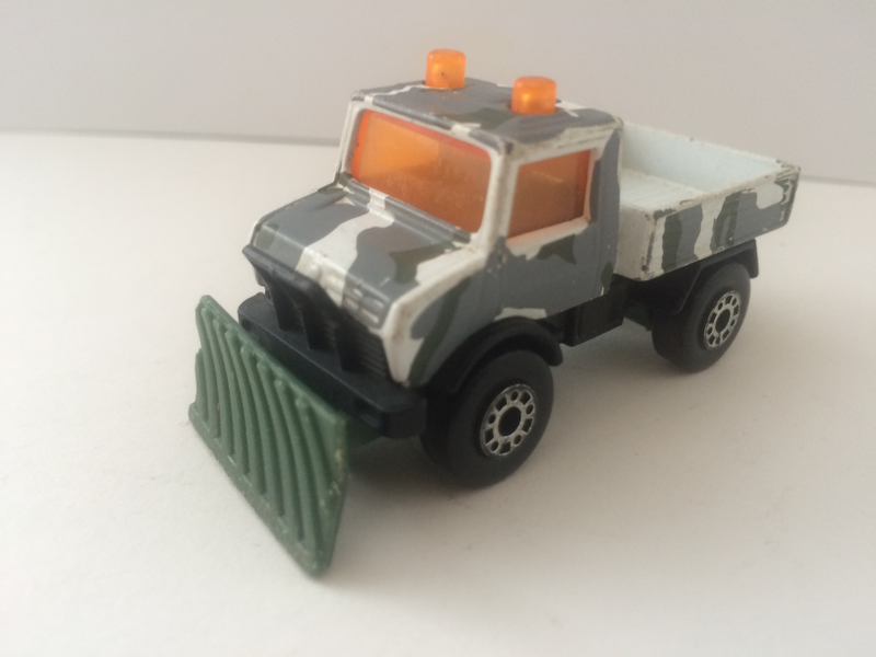 Illustration for article titled Because Unimog.